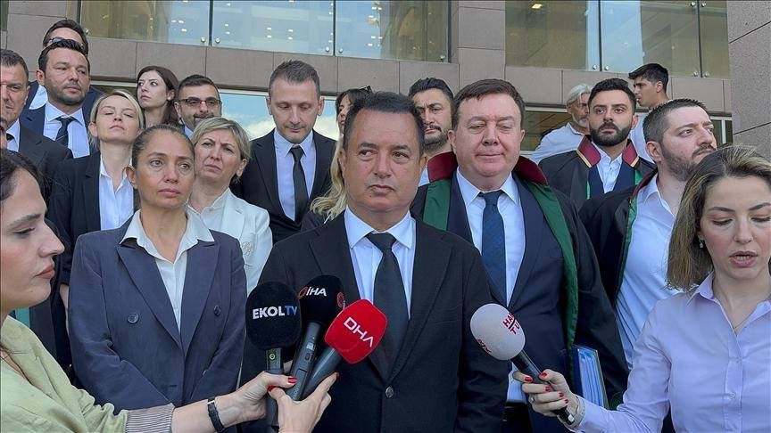 Acun Ilıcalı Hakkında Yasa Dışı Kazanç ve Bahis İddiaları: Mahkemede Belgeler Sunuldu